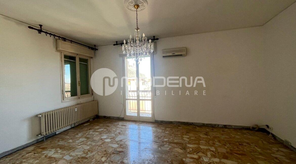 appartamento in vendita a Modena in zona San Faustino