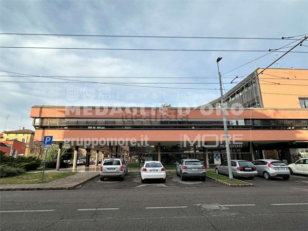 ufficio in vendita a Modena in zona Buon Pastore