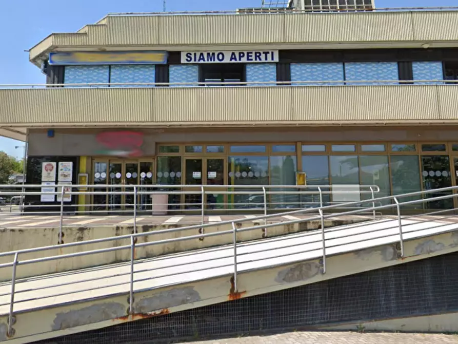 negozio in vendita a Modena in zona San Faustino