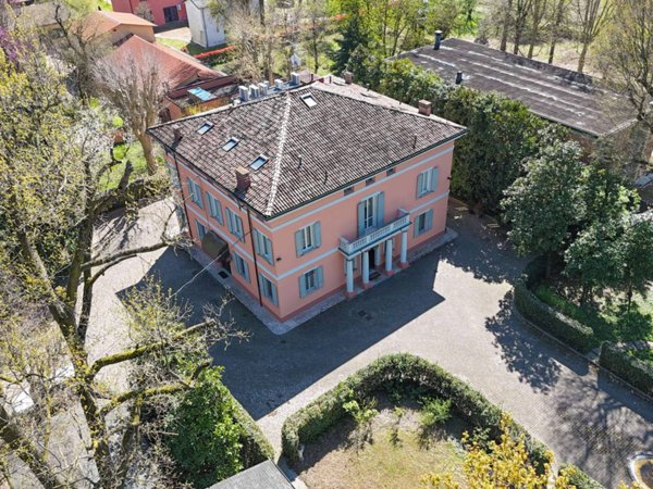 villa in vendita a Modena in zona Crocetta