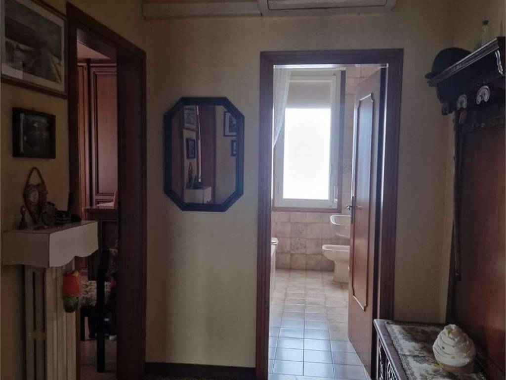 appartamento in vendita a Modena in zona Vaciglio