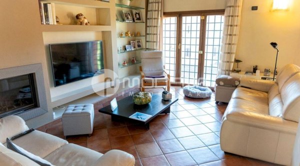 casa semindipendente in vendita a Modena in zona Baggiovara