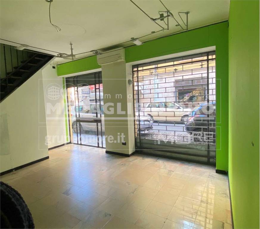 negozio in vendita a Modena in zona Centro Storico