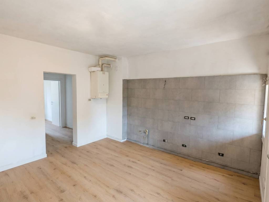 appartamento in vendita a Modena in zona Madonnina / Quattro Ville