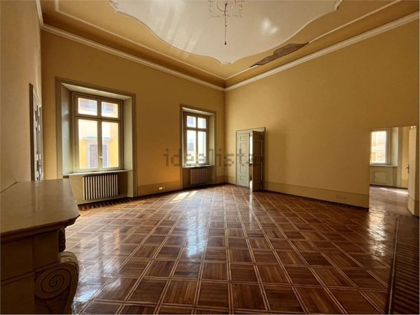 appartamento in vendita a Modena in zona Centro Storico