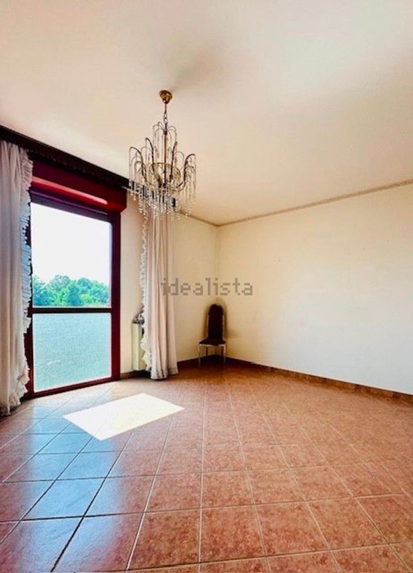 appartamento in vendita a Modena in zona Amendola