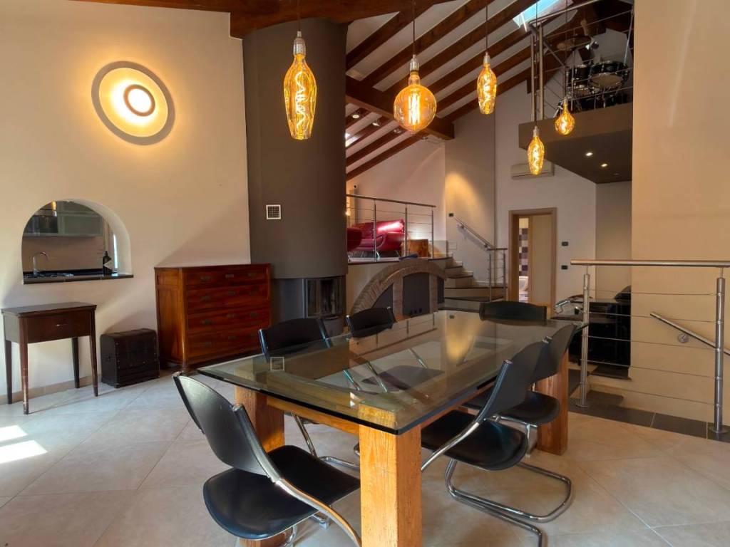 appartamento in vendita a Modena in zona Crocetta