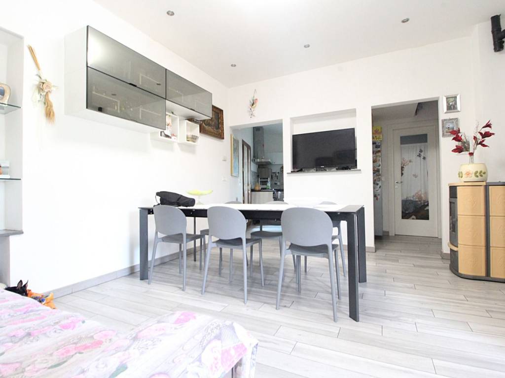 appartamento in vendita a Modena in zona San Lazzaro / Modena Est