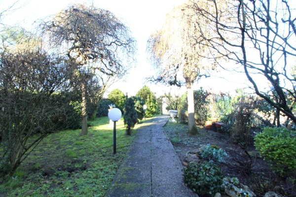 casa indipendente in vendita a Modena