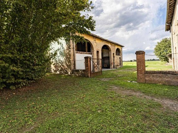villa in vendita a Modena in zona Lesignana
