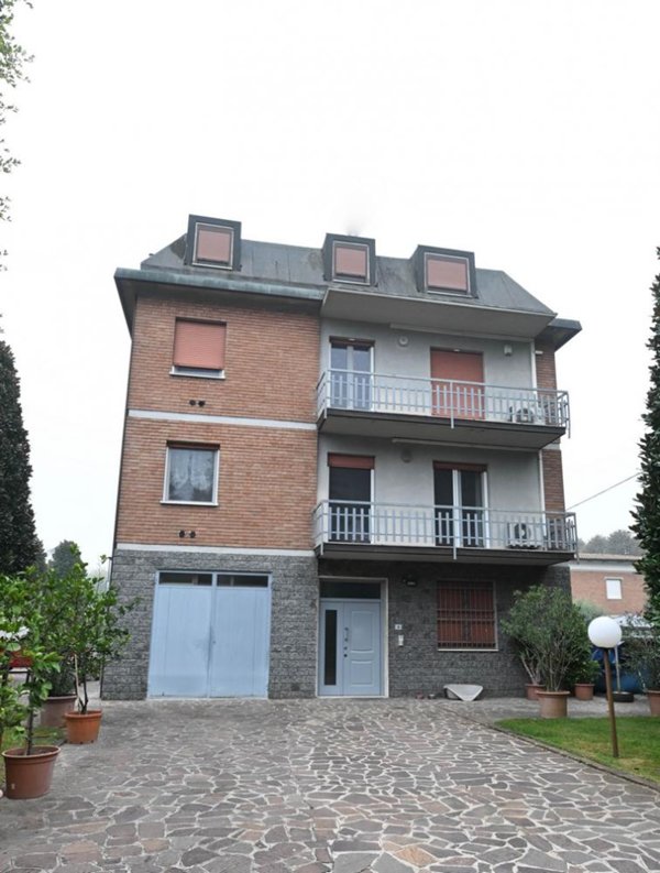 appartamento in vendita a Modena in zona San Lazzaro / Modena Est