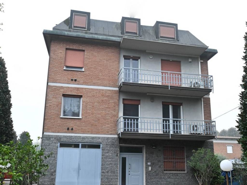 appartamento in vendita a Modena in zona San Lazzaro / Modena Est