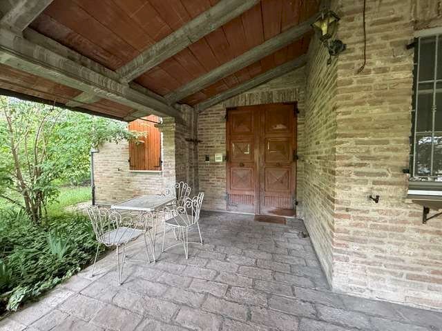 casa indipendente in vendita a Modena