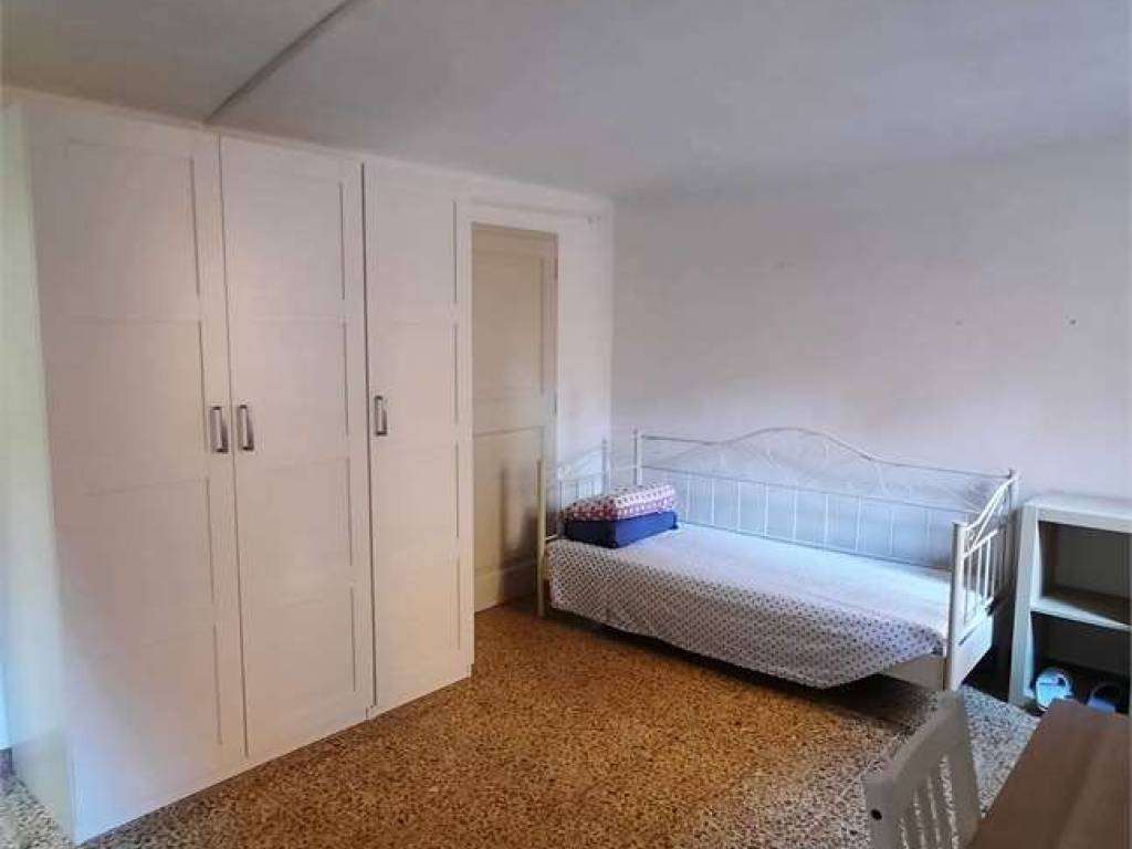 appartamento in vendita a Modena in zona Centro Storico