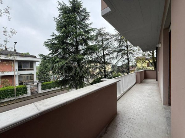 appartamento in vendita a Modena in zona Madonnina / Quattro Ville