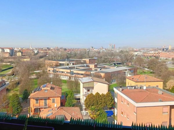 appartamento in vendita a Modena in zona San Lazzaro / Modena Est