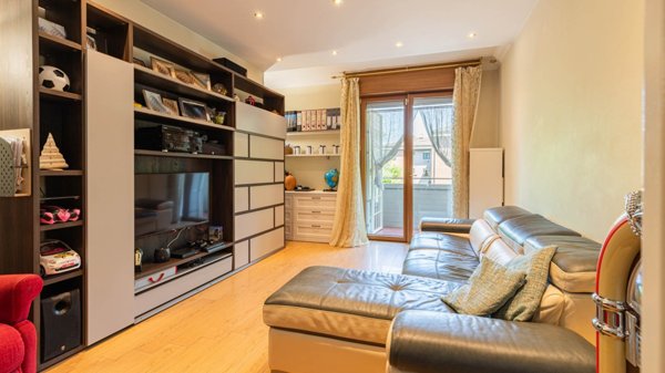 appartamento in vendita a Modena in zona San Lazzaro / Modena Est