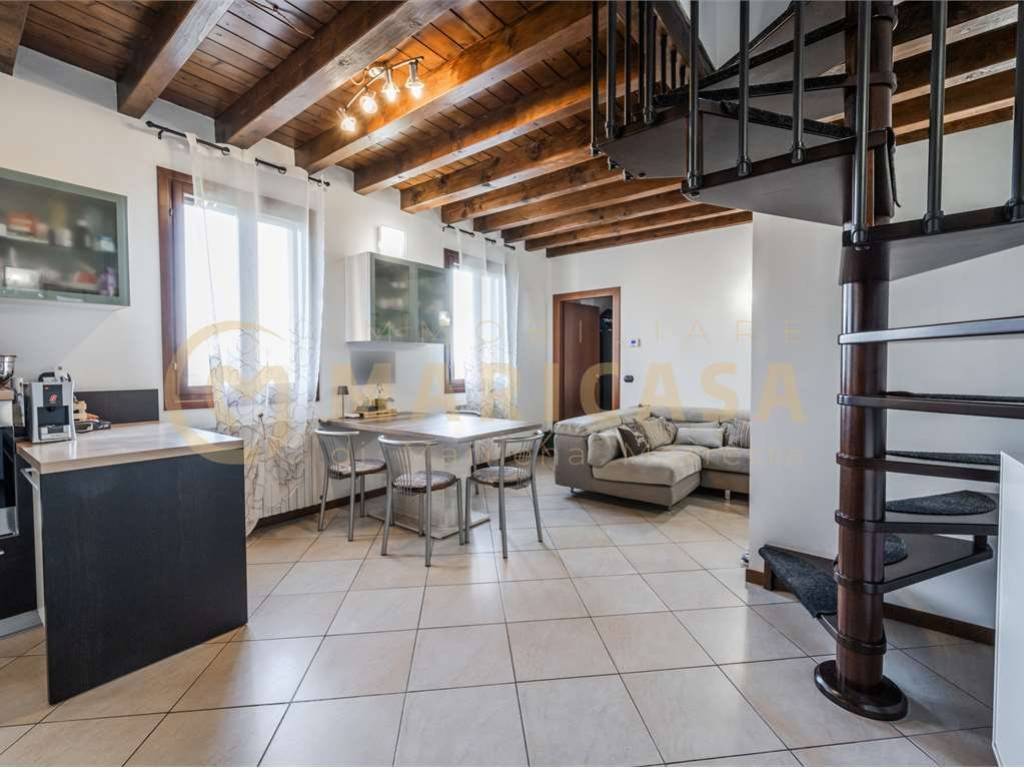 appartamento in vendita a Modena in zona Baggiovara