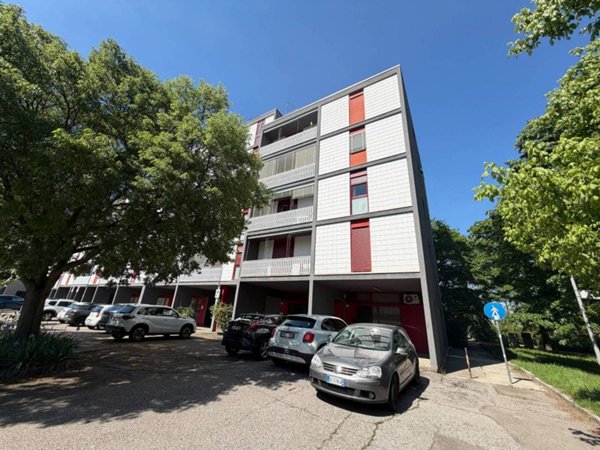 appartamento in vendita a Modena in zona Sant'Agnese