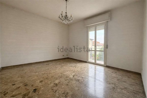 appartamento in vendita a Modena in zona Madonnina / Quattro Ville