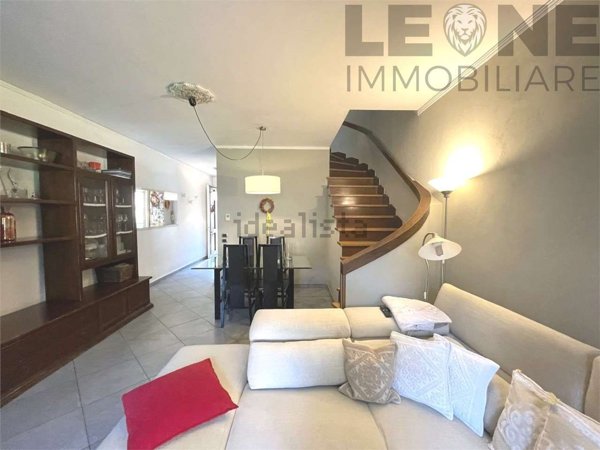 casa indipendente in vendita a Modena in zona Crocetta