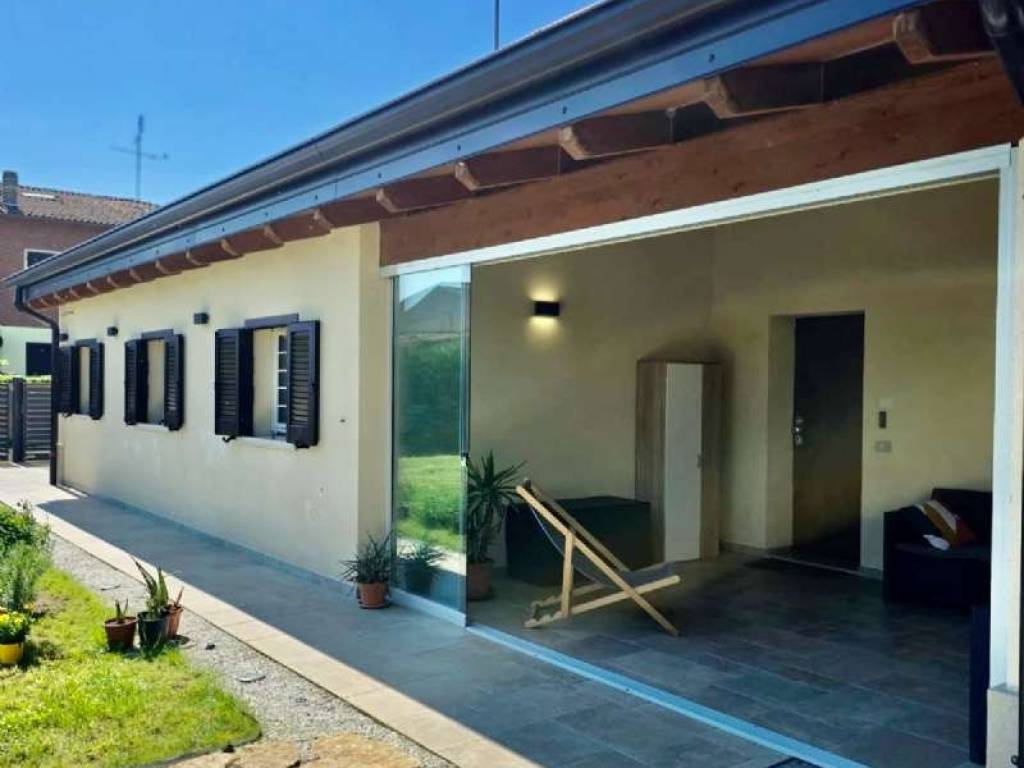casa indipendente in vendita a Modena in zona Vaciglio