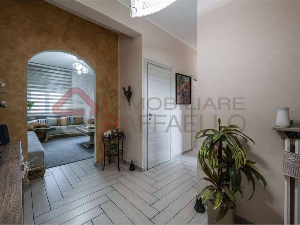 appartamento in vendita a Modena in zona San Lazzaro / Modena Est