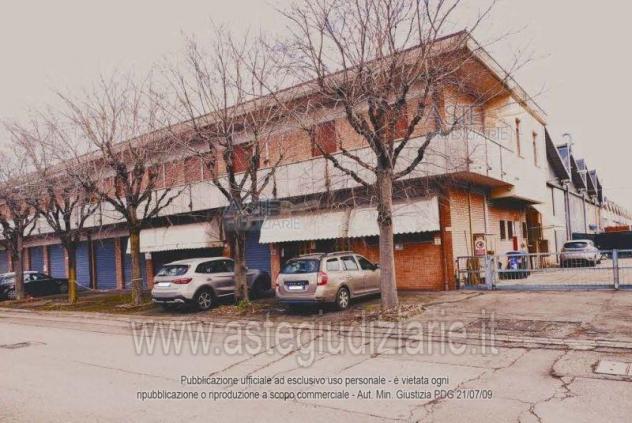 negozio in vendita a Modena