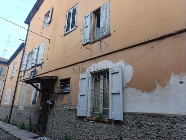 appartamento in vendita a Modena in zona Crocetta