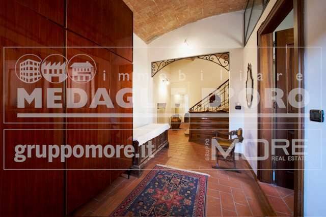 appartamento in vendita a Modena in zona Centro Storico