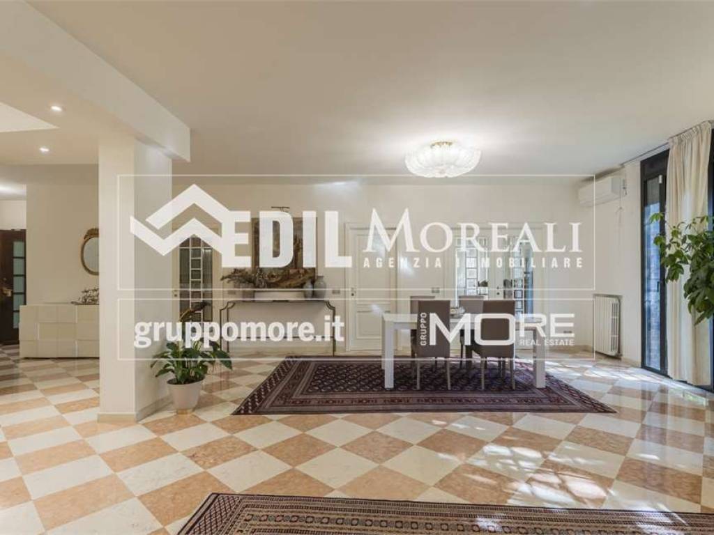 casa indipendente in vendita a Modena in zona San Faustino