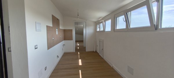 appartamento in vendita a Modena in zona Madonnina / Quattro Ville
