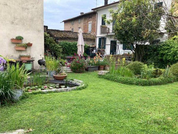 casa indipendente in vendita a Modena in zona San Faustino