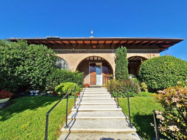 casa indipendente in vendita a Modena in zona San Lazzaro / Modena Est