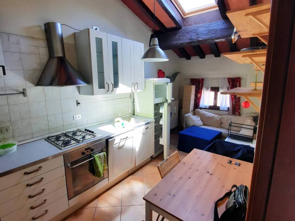 appartamento in affitto a Modena in zona Centro Storico