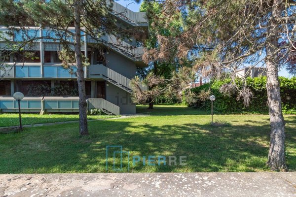 appartamento in vendita a Modena in zona San Cataldo