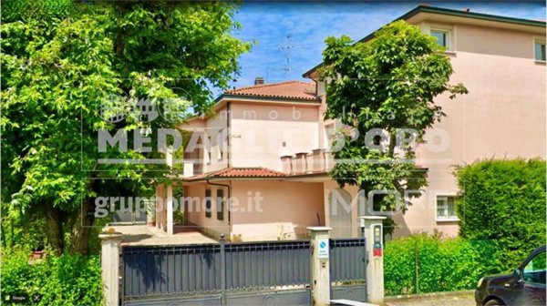 casa indipendente in vendita a Modena in zona Ganaceto