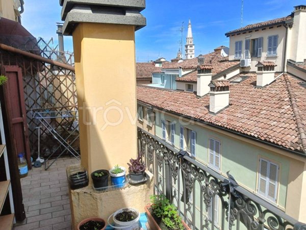 appartamento in vendita a Modena in zona Centro Storico