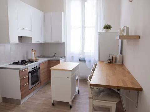 appartamento in vendita a Modena in zona Centro Storico