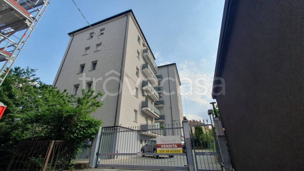 appartamento in vendita a Modena in zona Buon Pastore