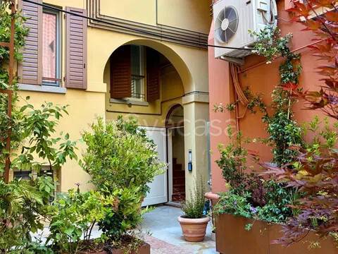 appartamento in vendita a Modena in zona Centro Storico