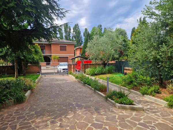 appartamento in vendita a Modena in zona Cognento