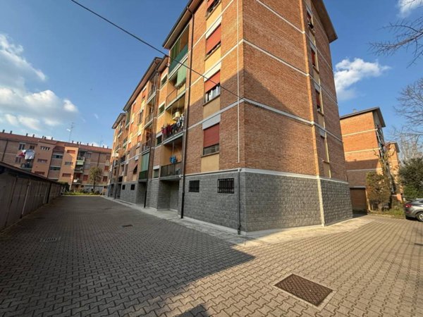 appartamento in vendita a Modena in zona San Lazzaro / Modena Est