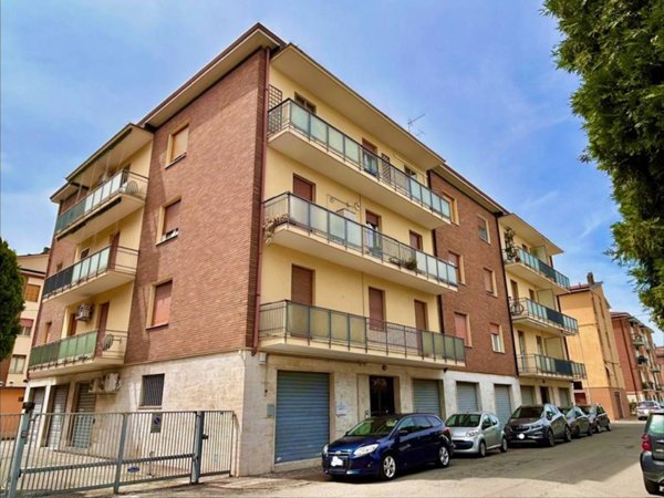 appartamento in vendita a Modena in zona Lesignana