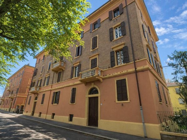 appartamento in vendita a Modena in zona Cittanova