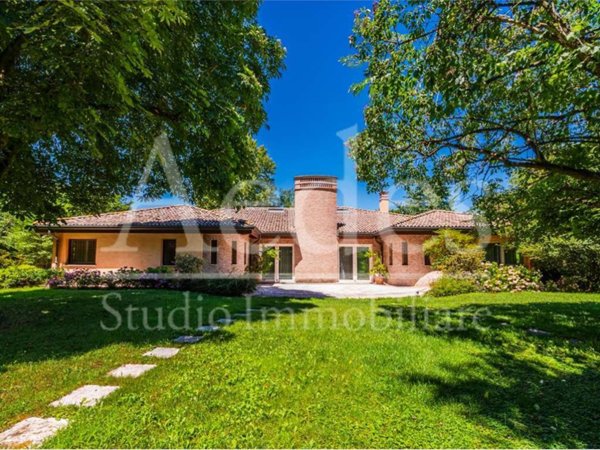 villa in vendita a Modena in zona Cognento