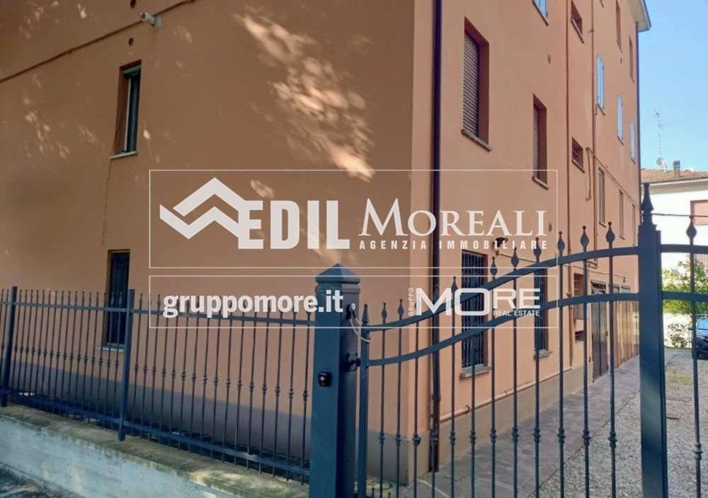 appartamento in vendita a Modena in zona Crocetta