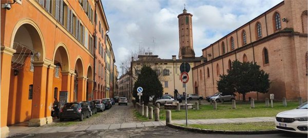 appartamento in vendita a Modena in zona Centro Storico