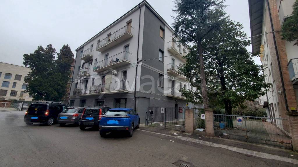 appartamento in vendita a Modena in zona Sant'Agnese