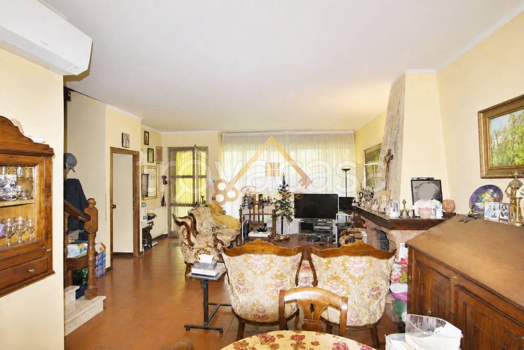 casa indipendente in vendita a Modena in zona Buon Pastore